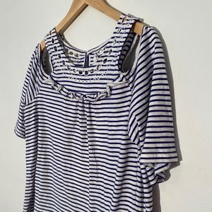 TJ-Maxx peak-a-boo shoulder white and blue striped shirt size large